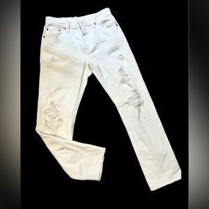Levi’s white ripped Jeans